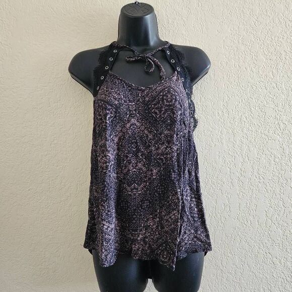 Rock & Republic Metal Accented Tank Top - Picture 1 of 7
